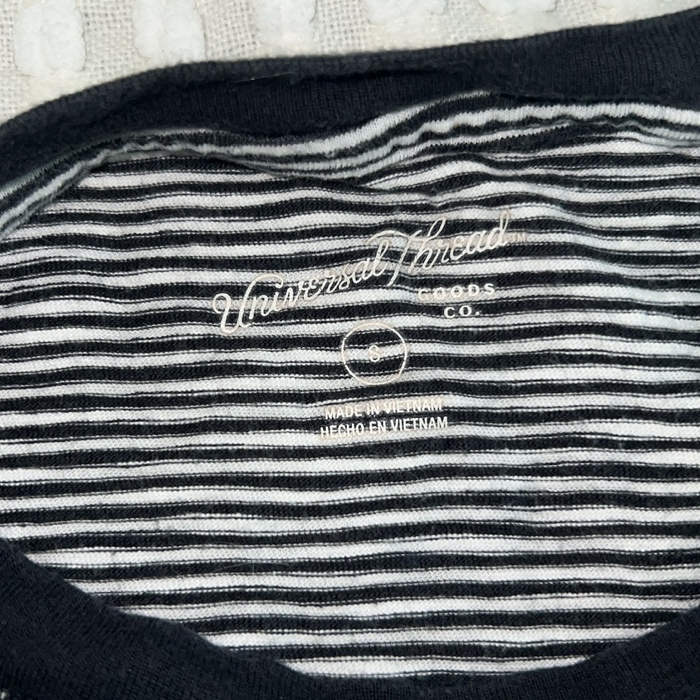 Universal thread tee - Picture 2 of 2